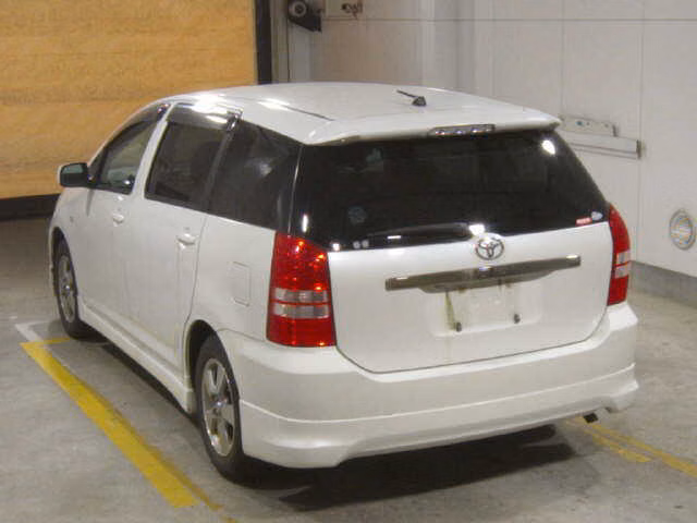 TOYOTA WISH