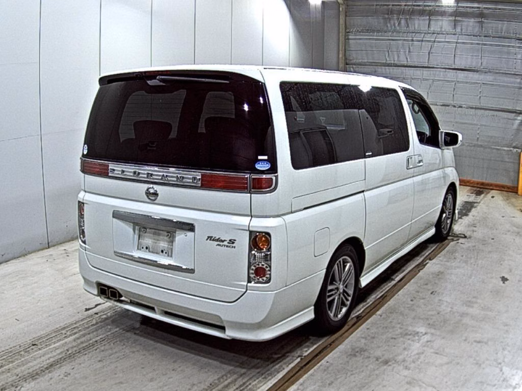 Nissan Elgrand