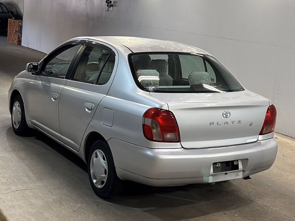 Toyota Platz