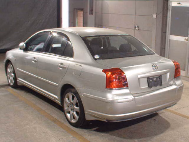 TOYOTA AVENSIS