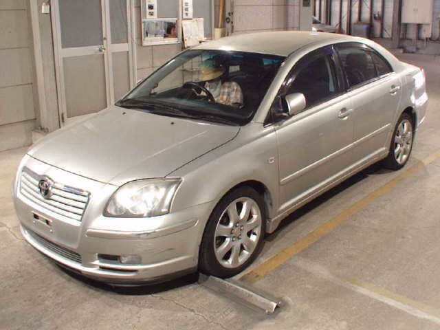 TOYOTA AVENSIS