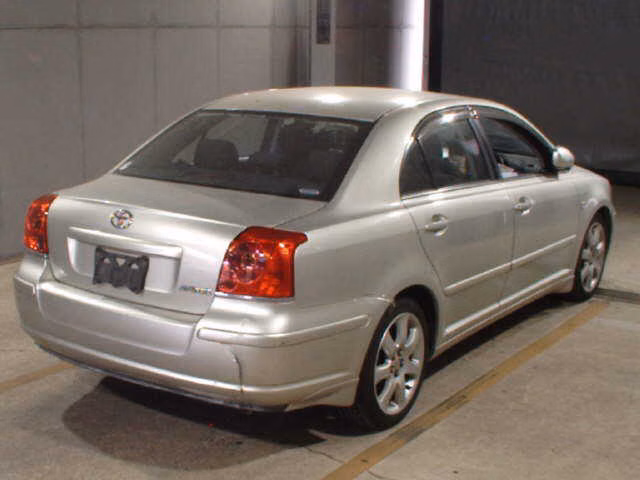 TOYOTA AVENSIS