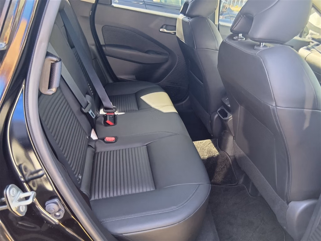 Nissan Aura