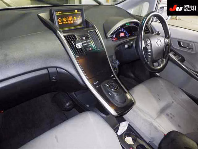 TOYOTA SAI