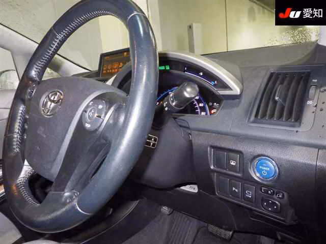 TOYOTA SAI