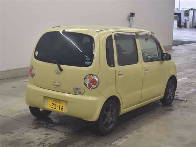 Daihatsu Move Latte