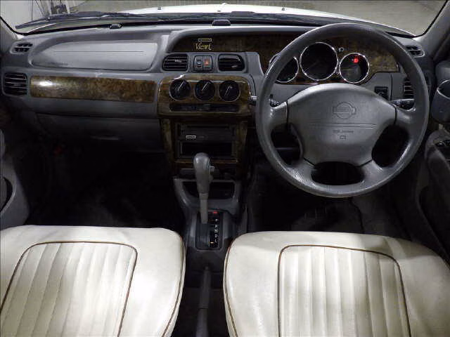 Mitsuoka Viewt