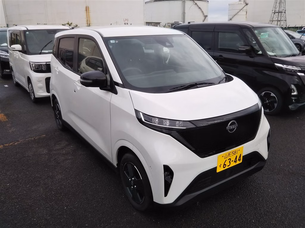 Nissan Sakura
