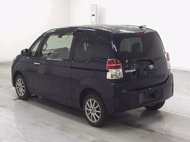 TOYOTA SPADE