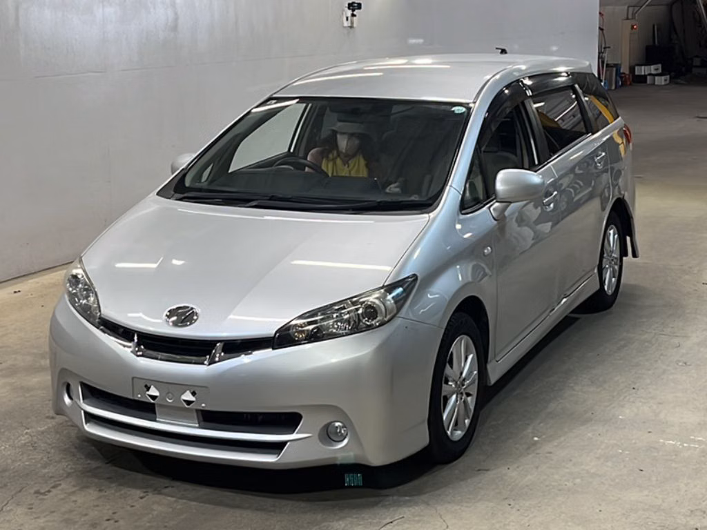 TOYOTA WISH