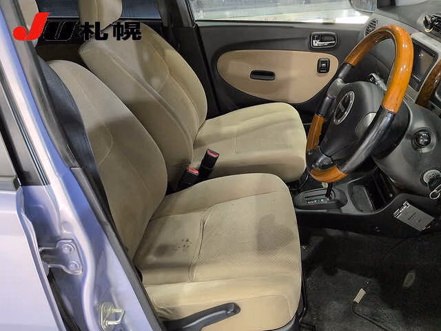 DAIHATSU MIRA AVY