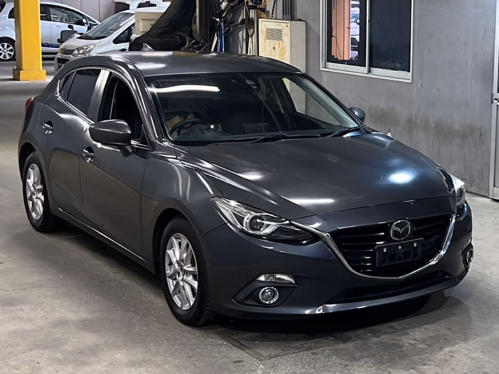 MAZDA AXELA