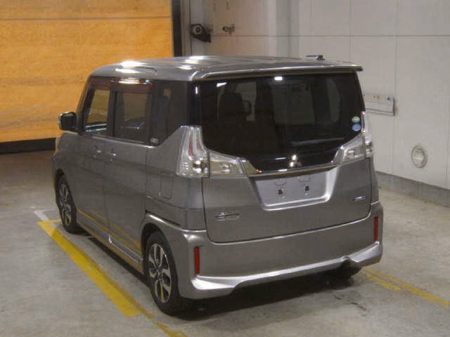 Mitsubishi Delica D:2