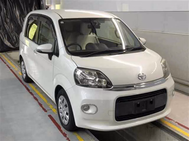 TOYOTA PORTE