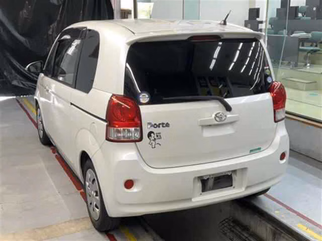TOYOTA PORTE