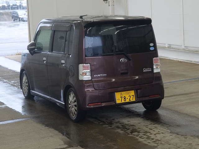 DAIHATSU MOVE CONTE