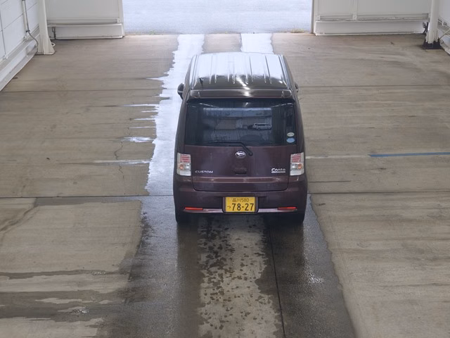 DAIHATSU MOVE CONTE