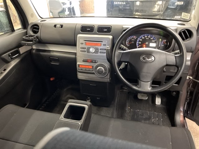 DAIHATSU MOVE CONTE