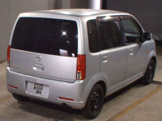 Nissan Otti