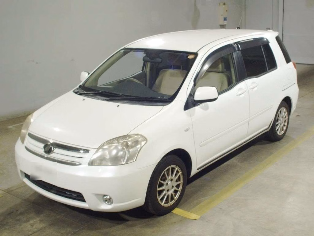 TOYOTA RAUM
