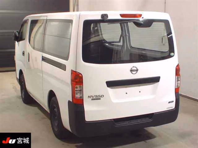 NISSAN NV350 CARAVAN