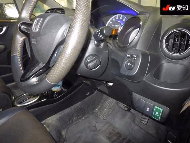 HONDA FIT SHUTTLE