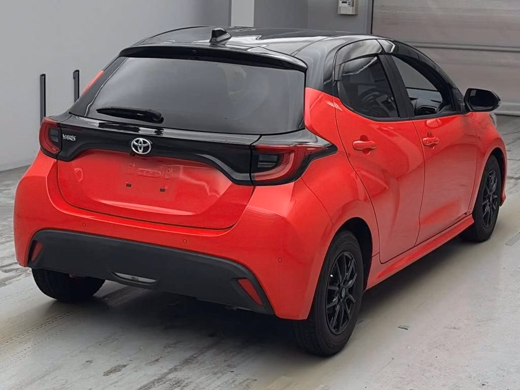TOYOTA YARIS