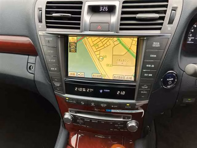 Lexus LS600h
