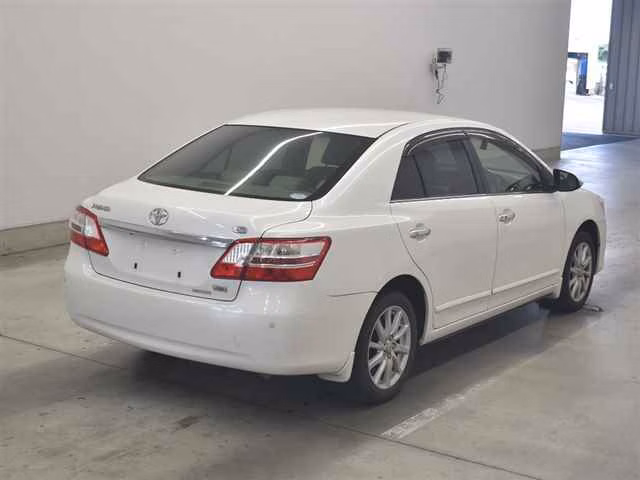 Toyota Premio