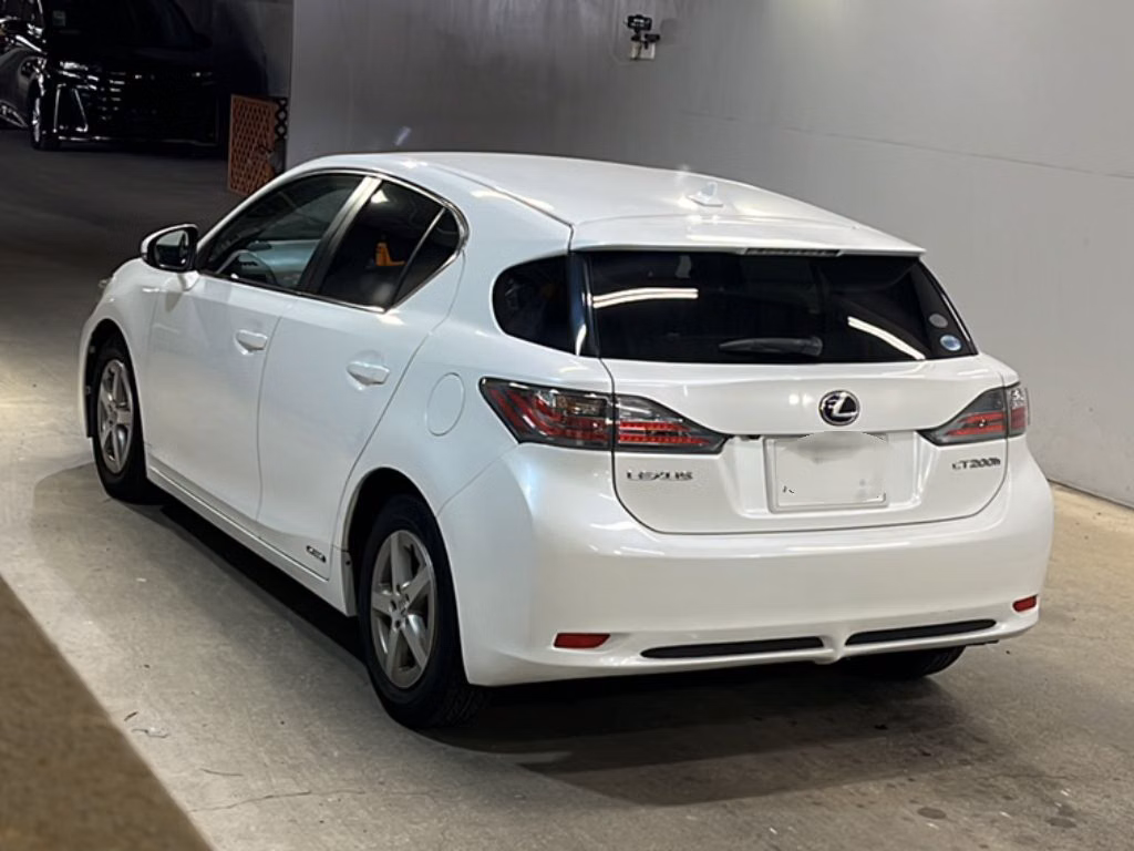 Lexus CT200h