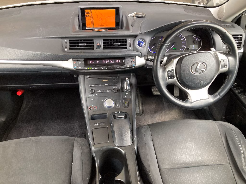 Lexus CT200h