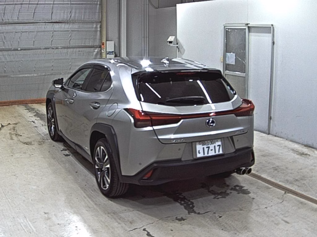 Lexus UX250h