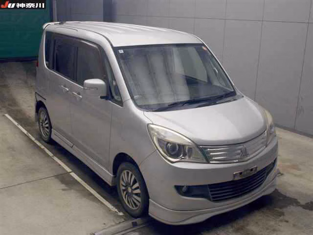 Mitsubishi Delica D:2