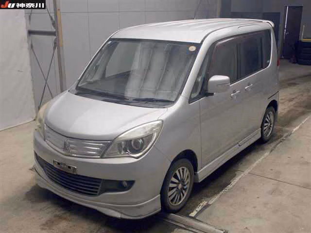 Mitsubishi Delica D:2