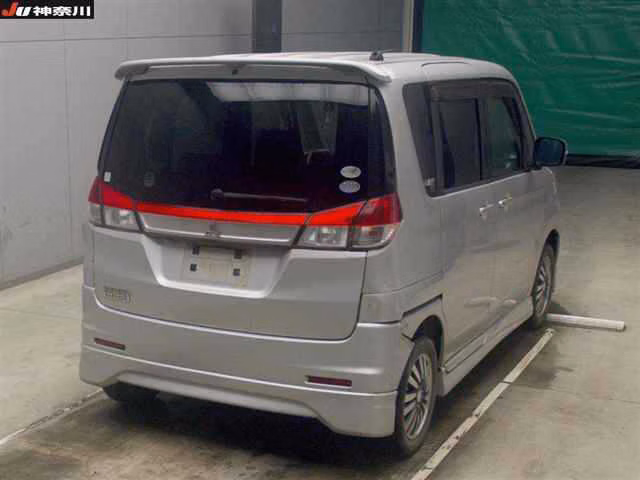 Mitsubishi Delica D:2