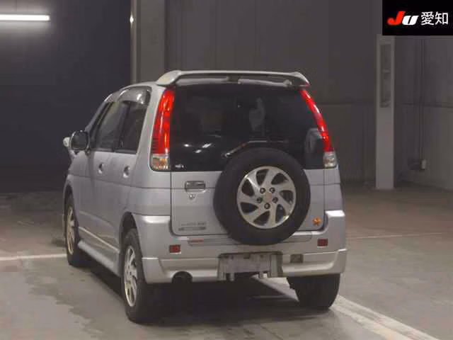DAIHATSU TERIOS KID