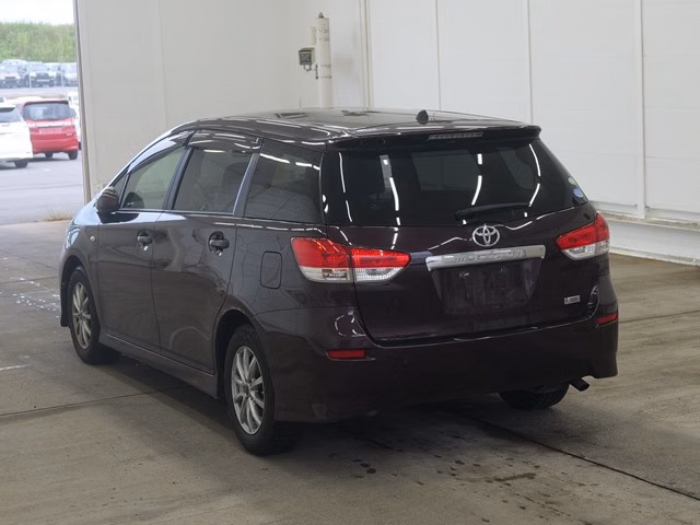 TOYOTA WISH