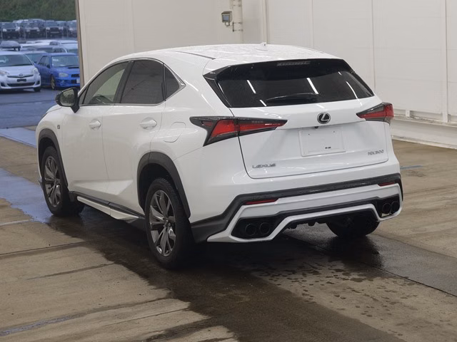 Lexus NX300