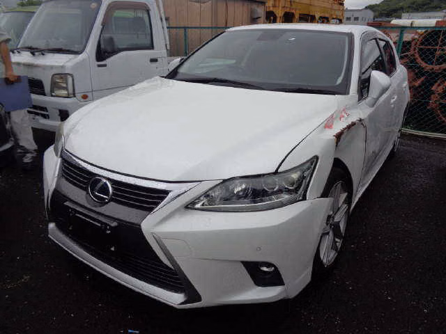 Lexus CT200h