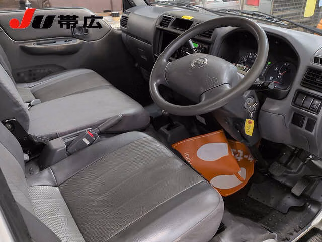 Nissan Vanette
