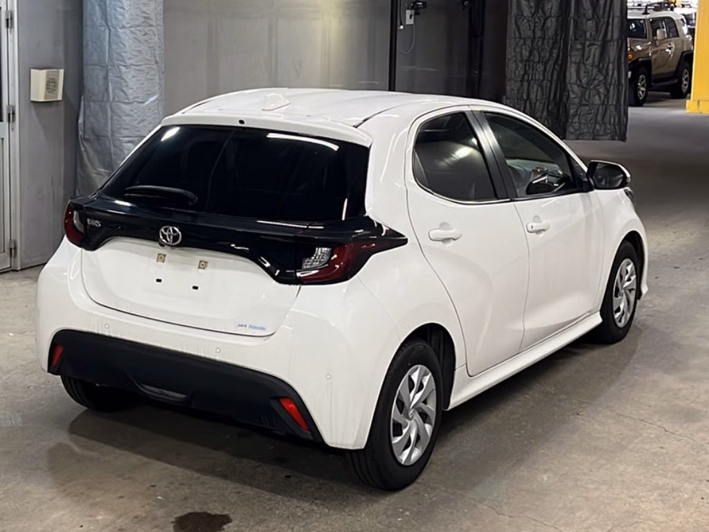 TOYOTA YARIS