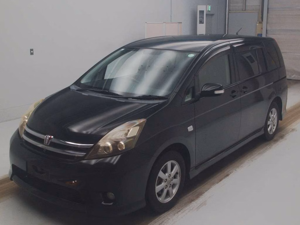 TOYOTA ISIS