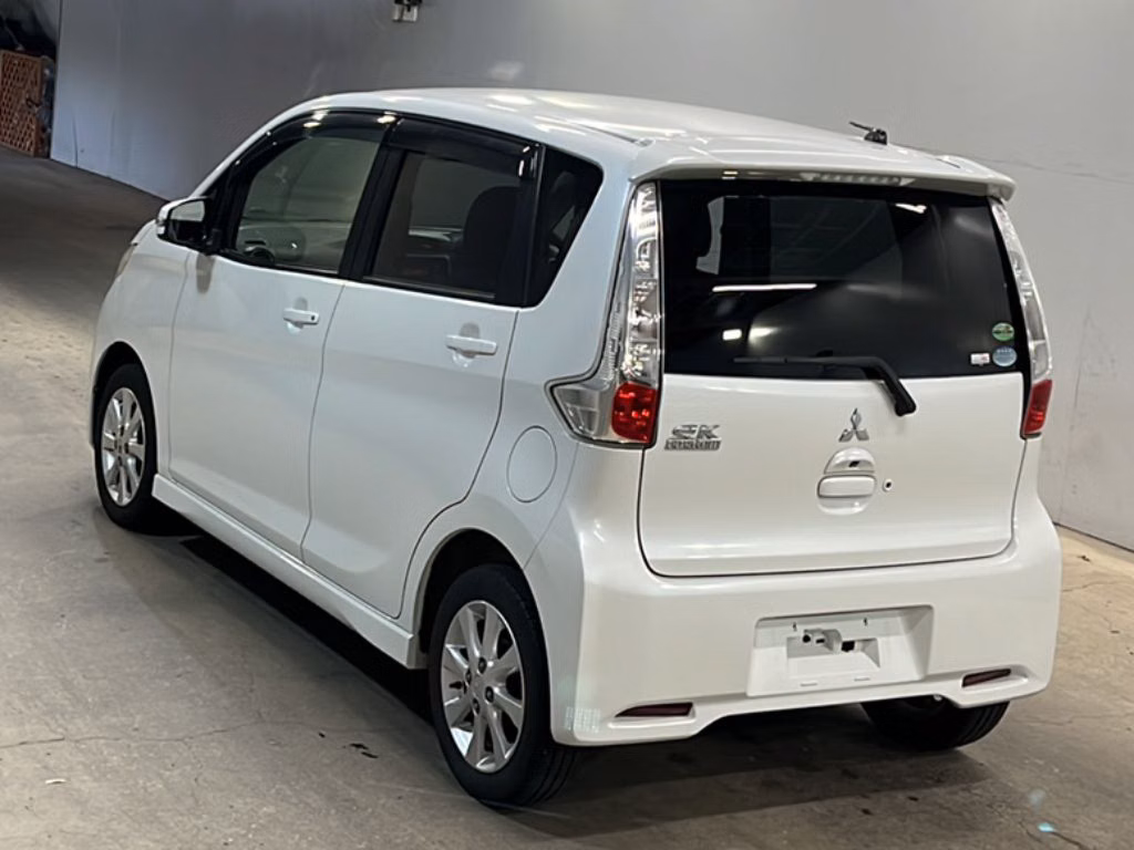 MITSUBISHI EK CUSTOM