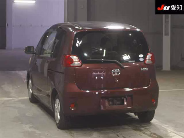 TOYOTA PORTE