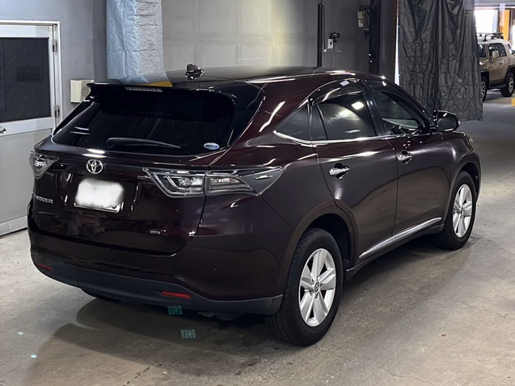 TOYOTA HARRIER