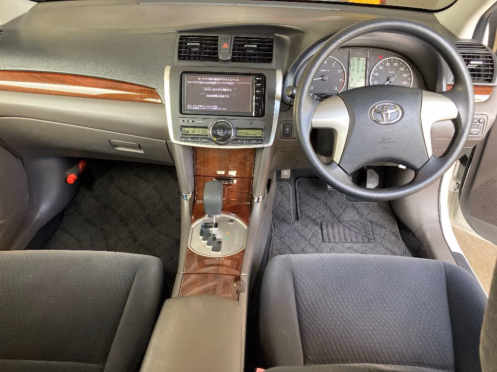 Toyota Premio
