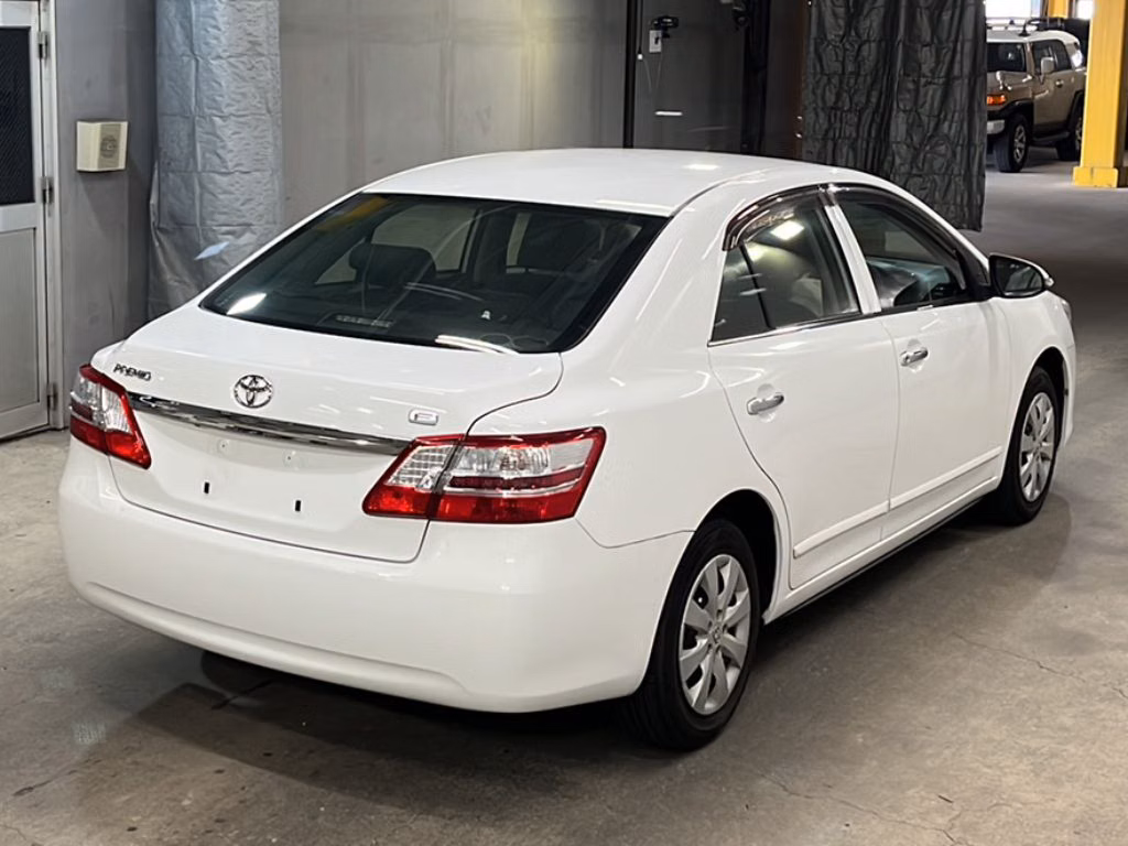 Toyota Premio