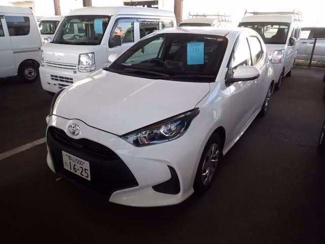 TOYOTA YARIS