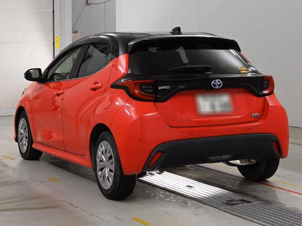 TOYOTA YARIS