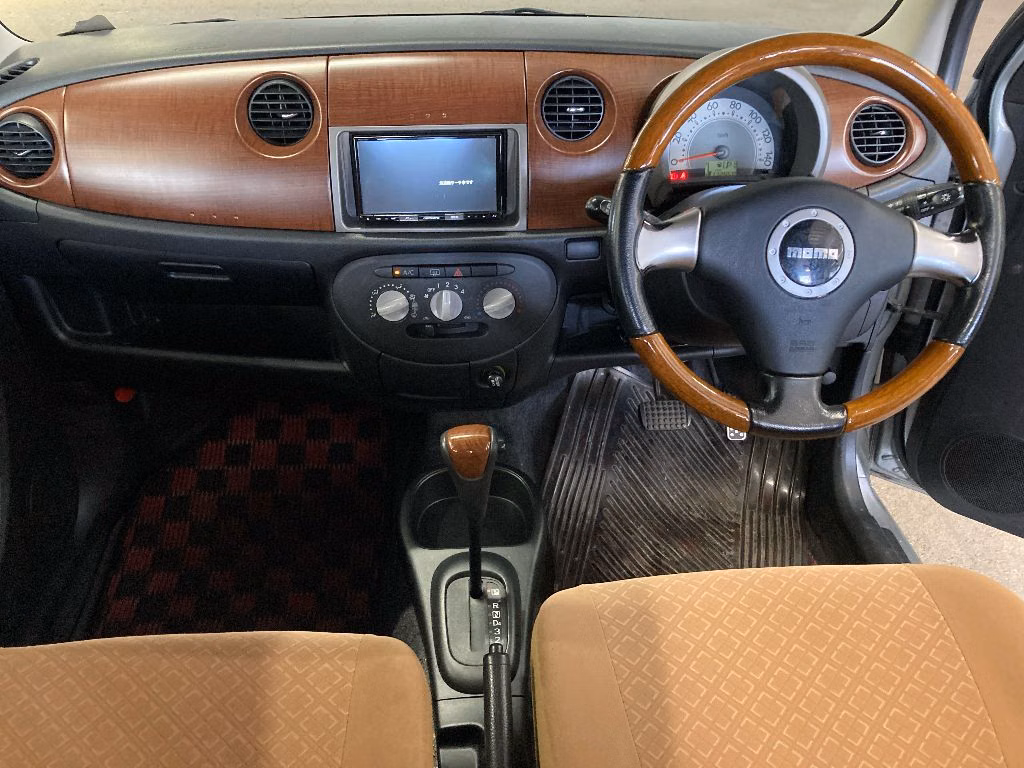 DAIHATSU MIRA GINO